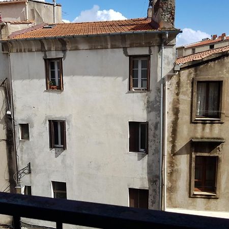 Ajaccio Vielle Ville Imperiale Grand Studio Pour 3 A 4 Personnes A Proximite Du Port Et Des Plus Belles Plages Exterior foto